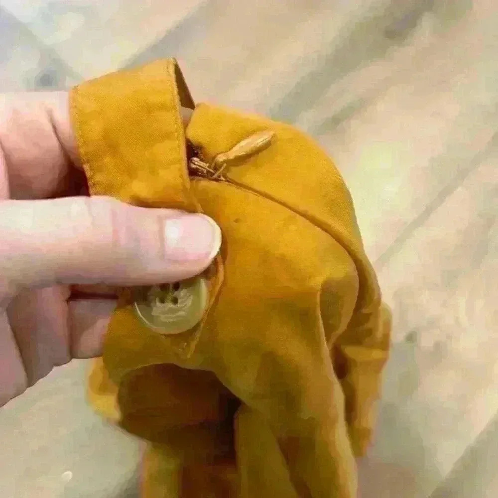 NWT Urban Outfitters Utopia Pleated Short Orange Mustard Yellow Zipper Size 2 - Picture 10 of 11